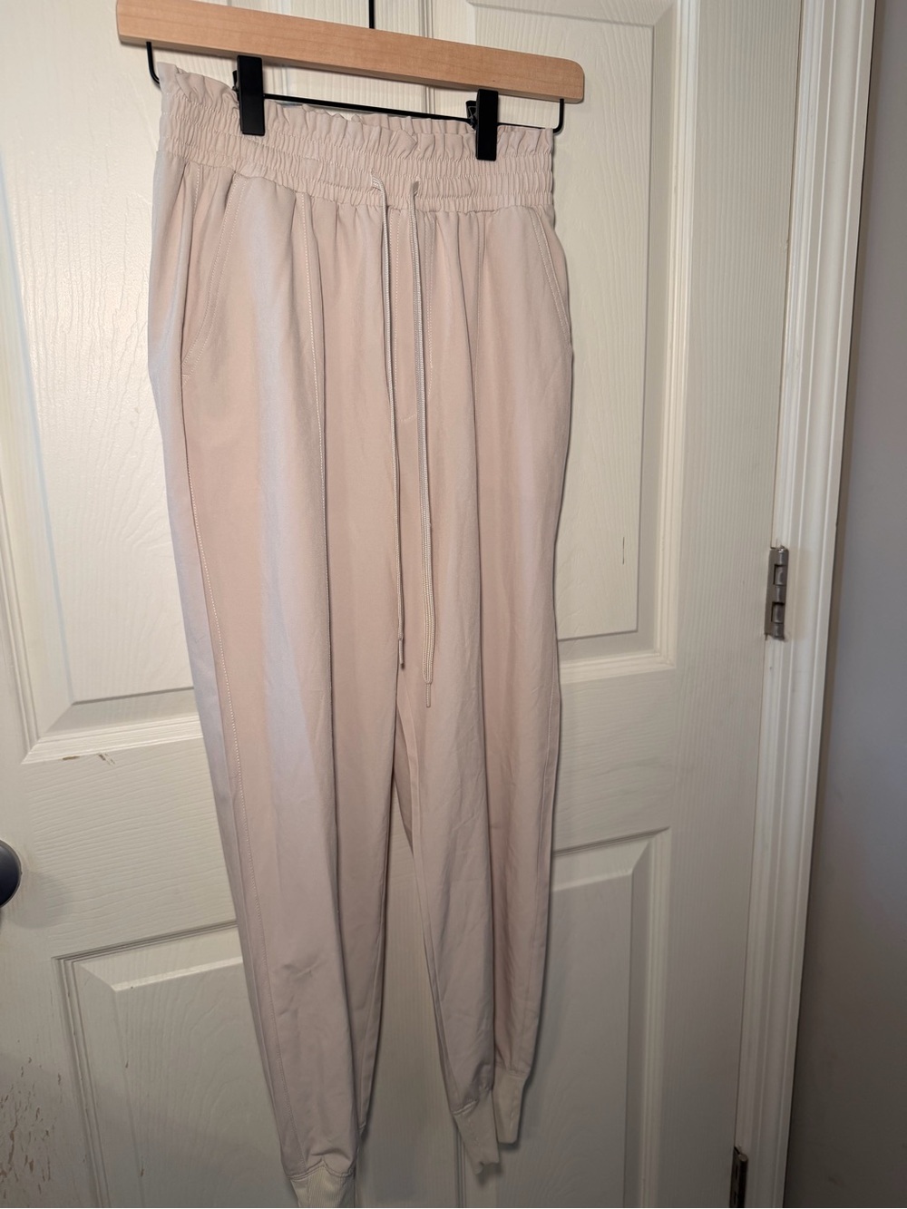 Abercrombie & Fitch Lightweight Beige Joggers